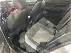 نيسان فيرسا